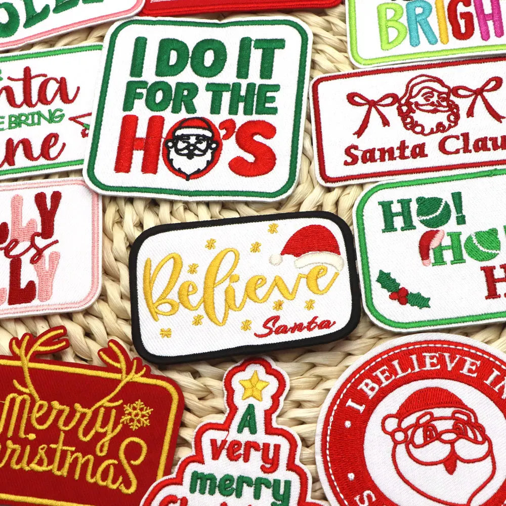 1PC Christmas Patches Iron on Patches For Clothing Chenille Embroidered Patch DIY Applique Patches With Gold Edge Patch