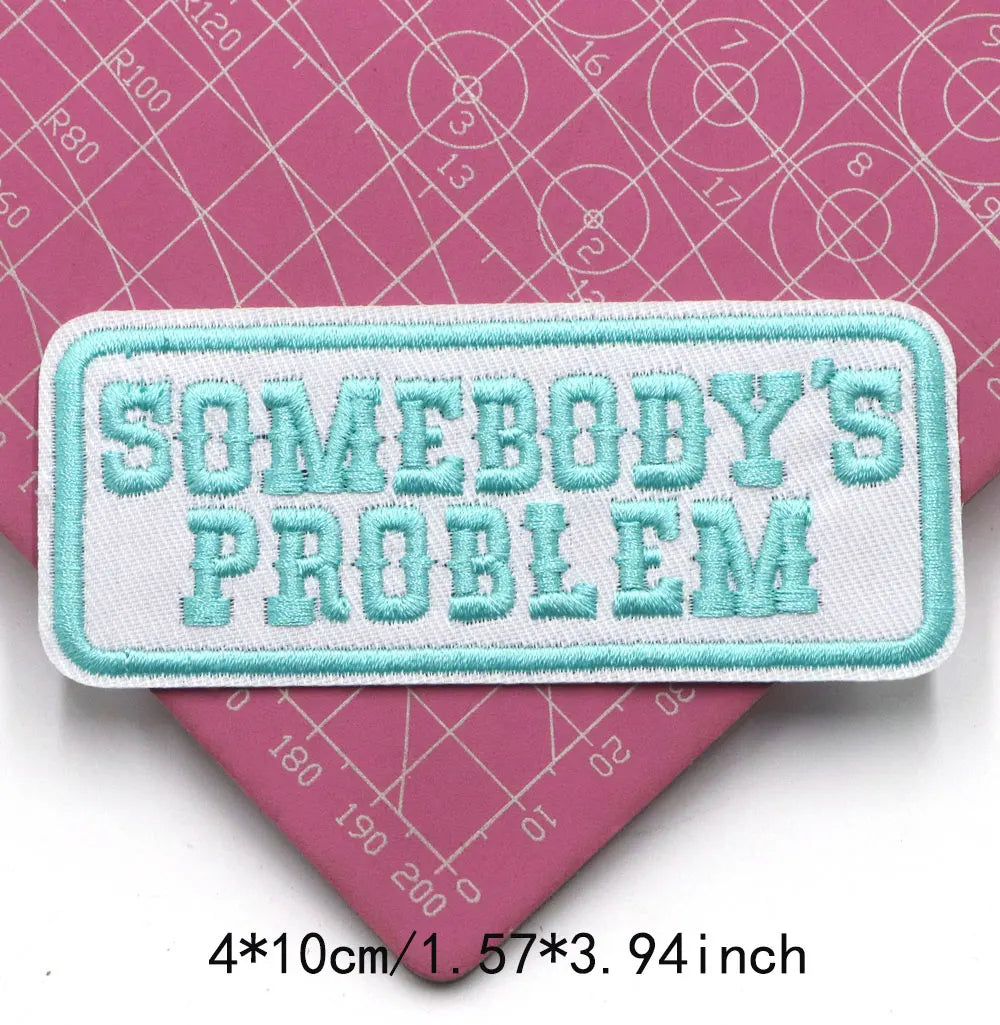 1PC Christmas Patches Iron on Patches For Clothing Chenille Embroidered Patch DIY Applique Patches With Gold Edge Patch