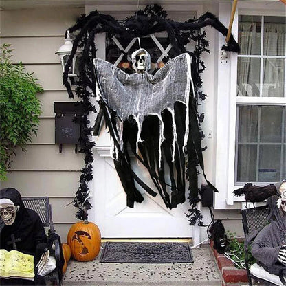 Hanging Horror Skull Decoration 💀